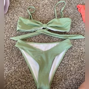 Green two piece!! NEVER WORN.